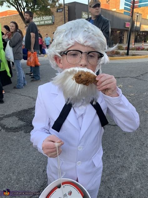 KFC Colonel Sanders Costume | Creative DIY Costumes - Photo 2/4