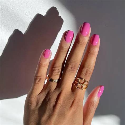 Uñas barbiecore la manicura rosa viral para este verano Mujerhoy