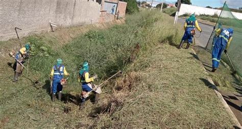 Prefeitura mobiliza equipes de limpeza em vários pontos da cidade