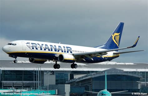 Boeing As Ei Emn Ryanair Fr Ryr Abpic