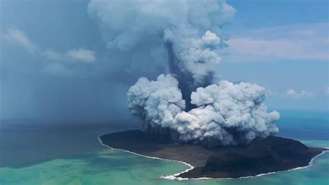 How an Underwater Volcano Produced a 60-Foot Tsunami | NOVA | PBS