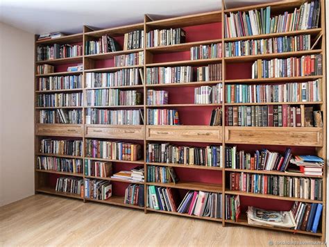 Книжные стеллажи для домашней библиотеки - 35 фото