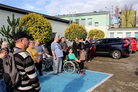 Nowe auto dla Środowiskowego Domu Samopomocy w Krapkowicach Radio Opole