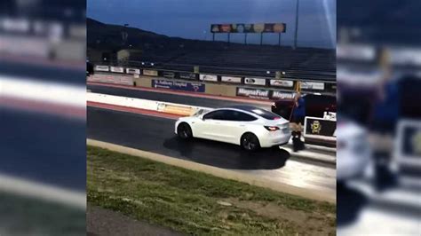 Tesla Model 3 Performance Trounces Challenger Hellcat In Drag Race