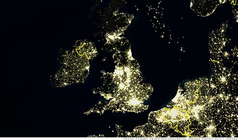 Surging Uk Economy Surprises Central Bank Nov 13 2013