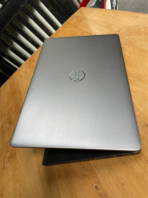 Dell Latitude I Th G G G In Full Hd