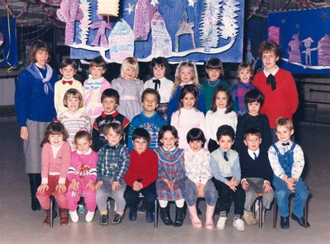 Photo De Classe Grande Section De Maternelle De Ecole Robert