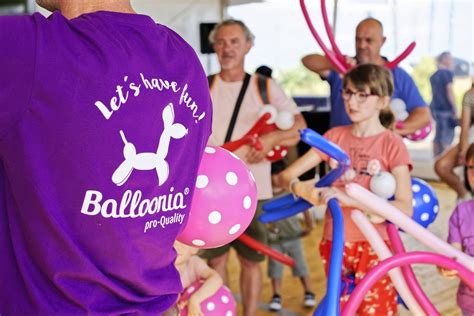 Initiation Sculpture Ballon Yo La Fleche