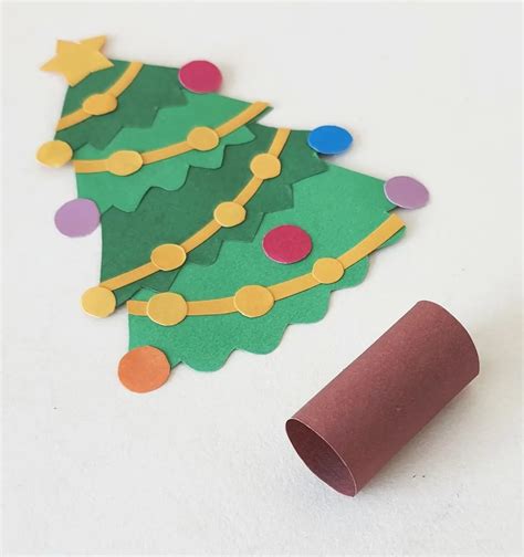 DIY Paper Christmas Tree Craft with FREE Template! - Leap of Faith Crafting