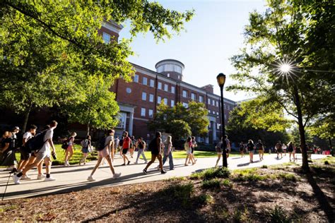 UGA welcomes Class of 2028 - UGA Student Affairs