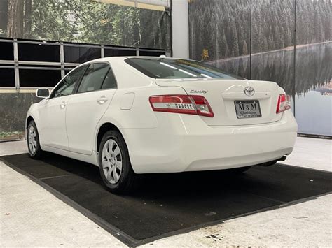 2011 Toyota Camry Le Sedan 4dr 25l 4cyl 102000 Miles