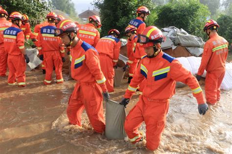 Ne Chinas Heilongjiang Allocates Flood Relief Supplies To Affected