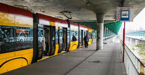 Zderzenie dwóch tramwajów Jest pięć osób rannych WP Wiadomości