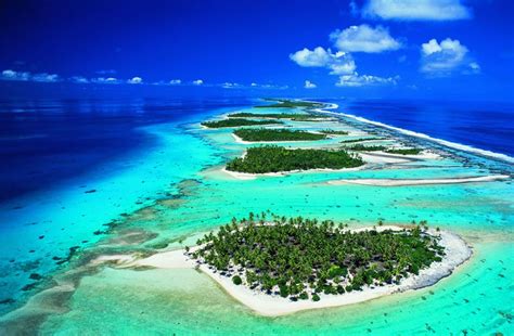 IslandAwe - French Polynesia Tuamotus Anaa • Island Awe