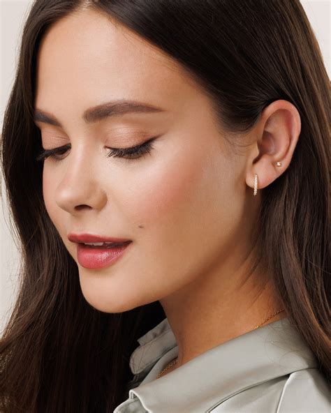 Dawn Pave Oval Hoop Earrings – Monday Monarch