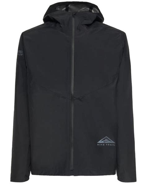 Nike Gore Tex Infinium Trail Running Jacket In Black For Men Lyst Uk