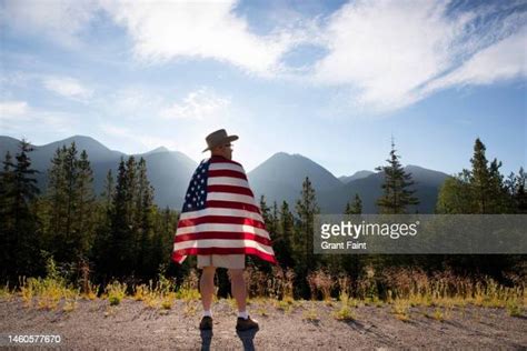 Funny Cowboy Hats Photos and Premium High Res Pictures - Getty Images