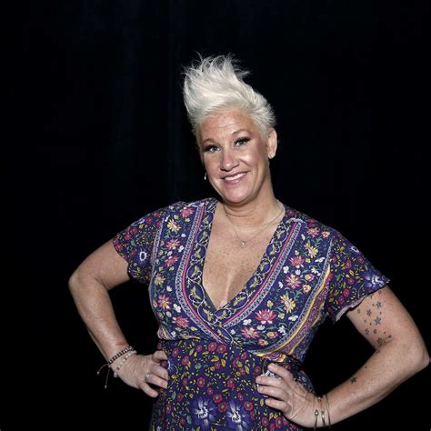 New ‘Worst Cooks in America’ Season Honors Anne Burrell: ‘It Still