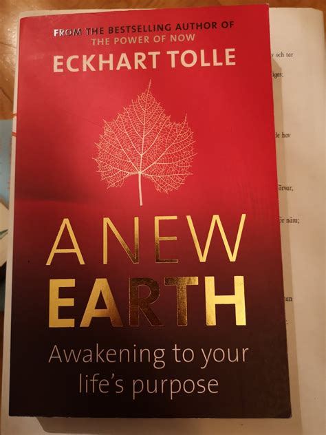 Se produkter som liknar A new earth av Eckhart Tolle på Tradera