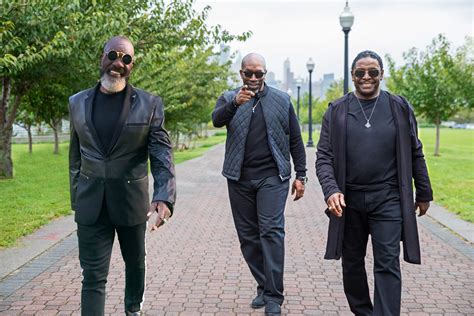 The Manhattans Faz Apresenta O Nica No Espa O Unimed Qtemprahj