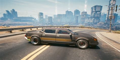 Cyberpunk 2077 Player Discovers Cars Spawning from an Unlikely Place