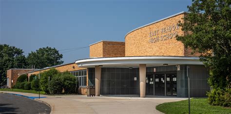 East Meadow High School Home