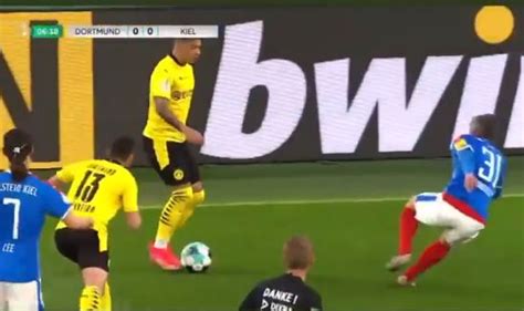 Jadon Sancho skills make player fall over - video