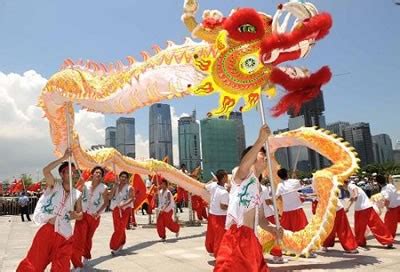 Chinese dragon dance stories to read - Hellokids.com