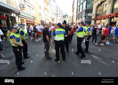 Swiss police hi-res stock photography and images - Alamy