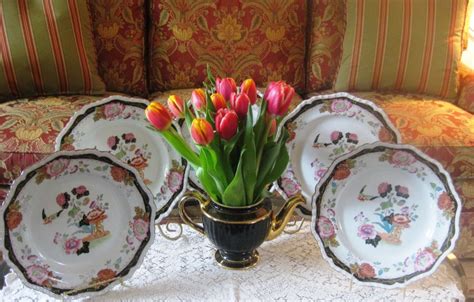 » black floral plates long view 2 Red Door Table Decor