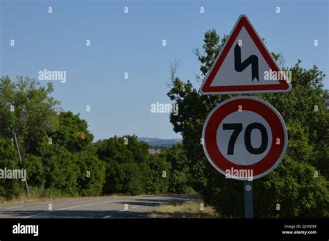 Permissible Speed Limit Hi Res Stock Photography And Images Alamy