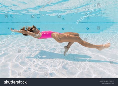 Underwater Bikini Woman Images Stock Photos D Objects Vectors Shutterstock