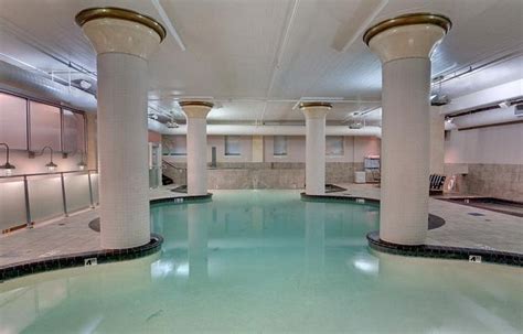 Embassy Suites by Hilton Portland Downtown Pool: Pictures & Reviews ...