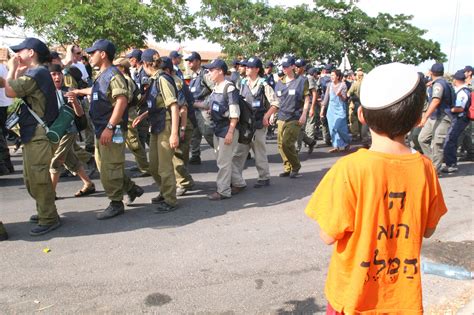 ביהמש לברר את תביעות הקרקע של מפוני גוש קטיף