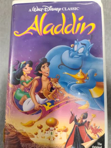 WALT DISNEY CLASSIC Black Diamond VHS Cassette Tape Aladdin Clamshell