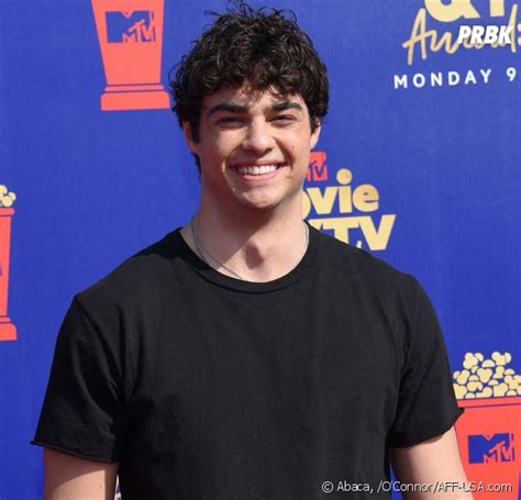 Noah Centineo transformé il s affiche ultra musclé pour le film Black