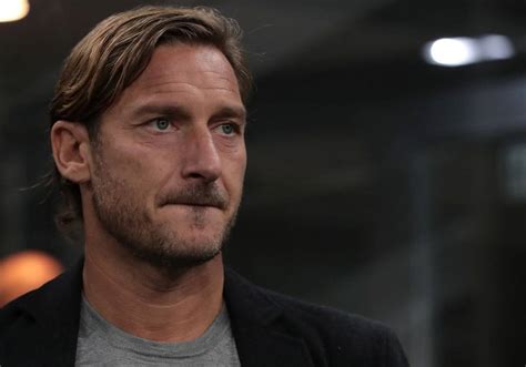 Totti Morto Il Padre Enzo Aveva Il Covid Il Post Di Commiato Della Roma