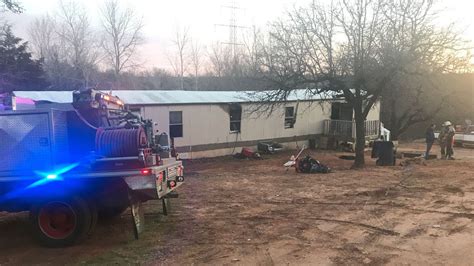 Firefighters Extinguish SE OKC Mobile Home Fire