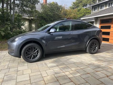 Lift Kit and All Terrains : r/TeslaModelY