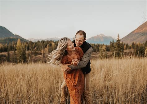 Glacier National Park Engagement - Haley J Photo