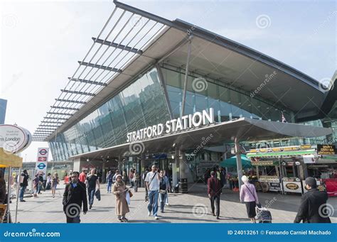 Stazione Di Stratford A Londra Fotografia Editoriale Immagine Di