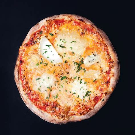 Pizza Met 8 Kazen Recept Okoko Recepten