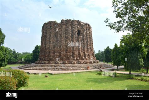 Alai minar hi-res stock photography and images - Alamy