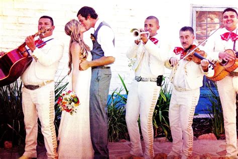 Spanish Wedding Music. ~Love the Mariachi Wedding band. Perfect for a ...