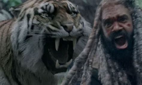 The Walking Dead King Ezekiel Loses Army And Tiger Shiva Daily Mail Online