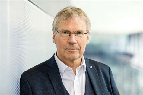 Neuer Pr Sident Der Fraunhofer Gesellschaft Dhf Intralogistik Online