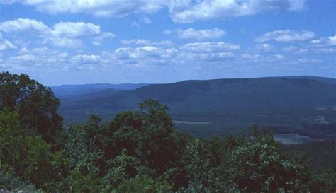 kiamichi mountains in oklahoma | Kiamichi Valley in the western ...