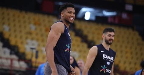 Giannis Antetokounmpo Returns To Action After 78 Days With Greece Eurohoops