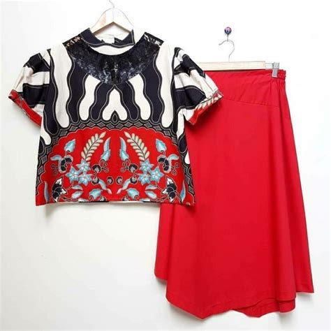 pin  renny puspita  batik kebaya batik fashion batik kebaya fashion