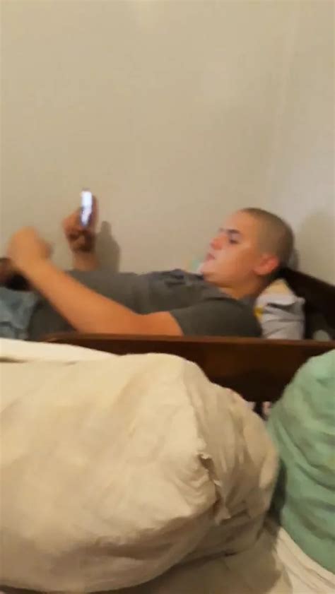 Mali Klinja Drka Svoj Kurac Pirot Srbija Serbian Gay Porn XHamster